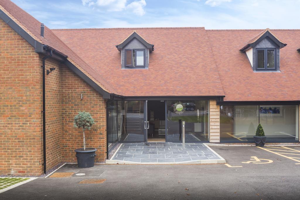 The Chequers Inn Биконсфилд Экстерьер фото